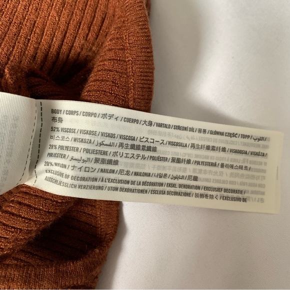 A&F Knit Bodysuit - Picture 4 of 9